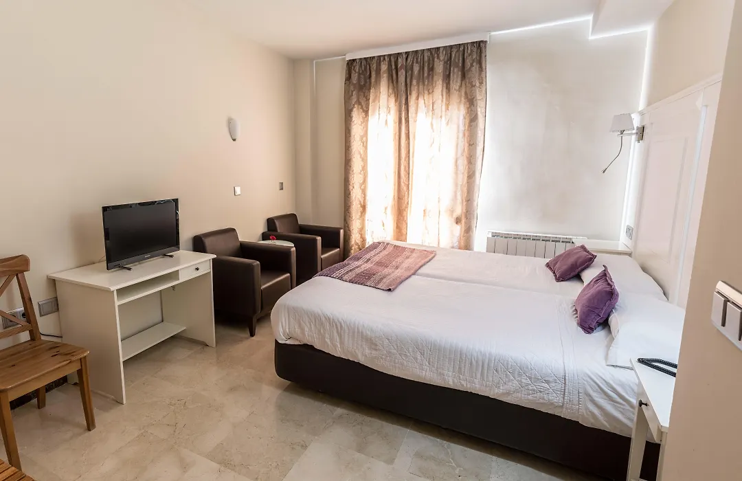 Hotel Sevilla-1