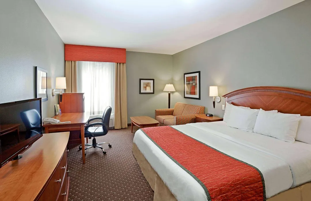 La Quinta By Wyndham Olathe-1