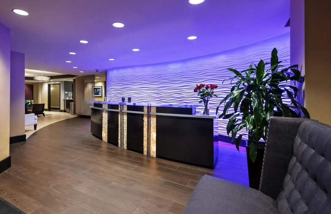 Artmore Hotel-1
