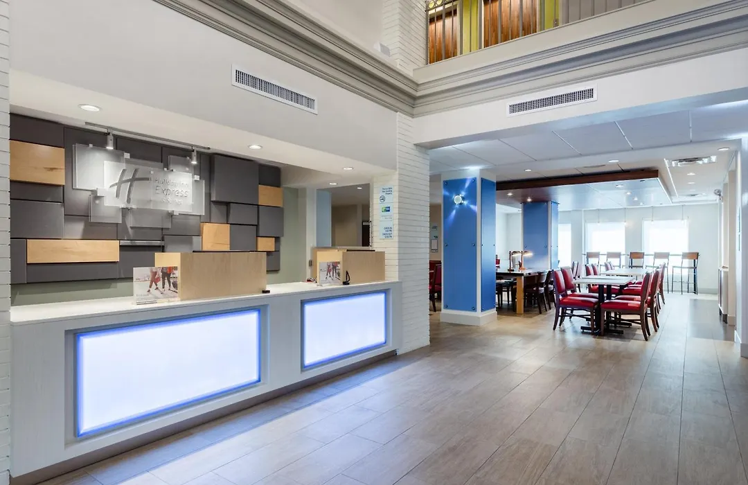 Holiday Inn Express & Suites Chicago-Midway Airport By Ihg-1