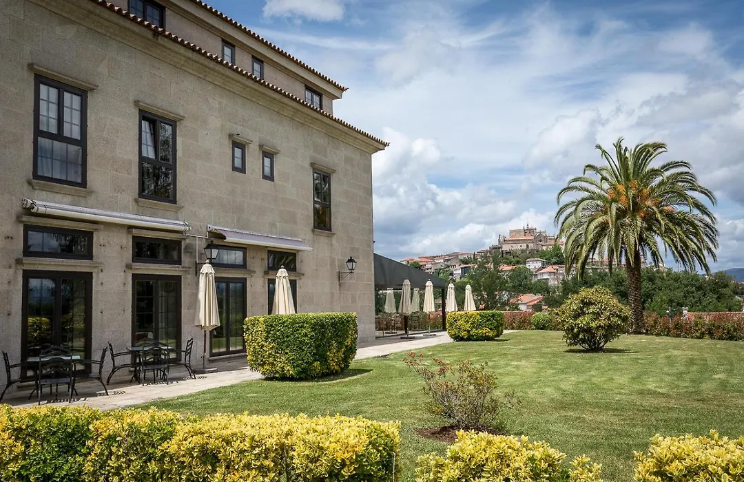 Parador De Tui-1