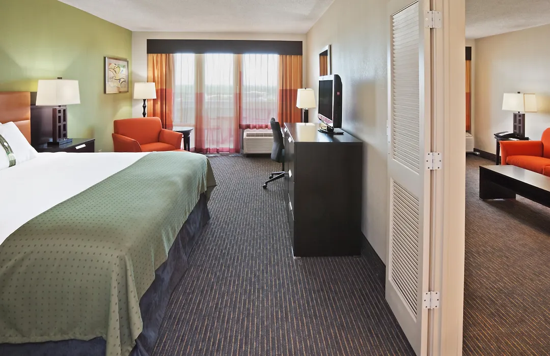 Holiday Inn Tulsa City Center-1