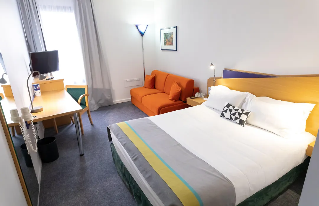 Holiday Inn Express Arras By Ihg-1