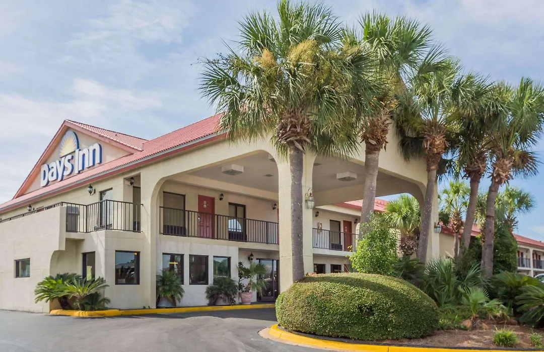 Days Inn By Wyndham Destin-1
