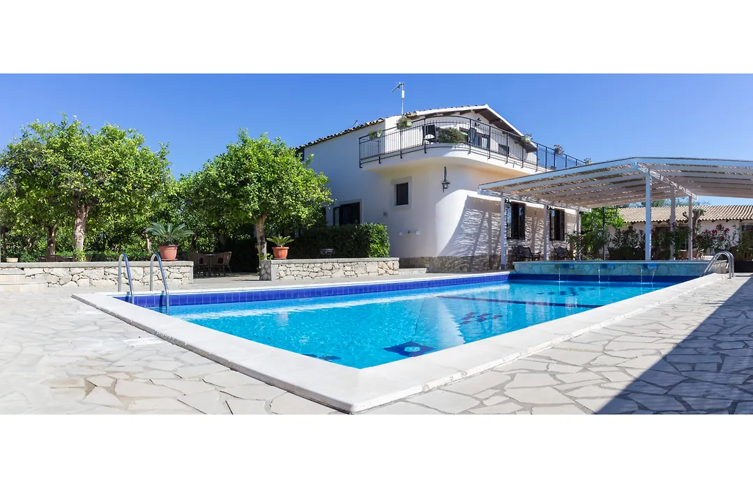 Villa Felicia-1