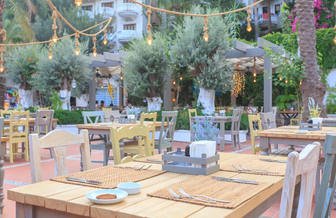 Flamingo Hotel&Spa - Pet Friendly-1