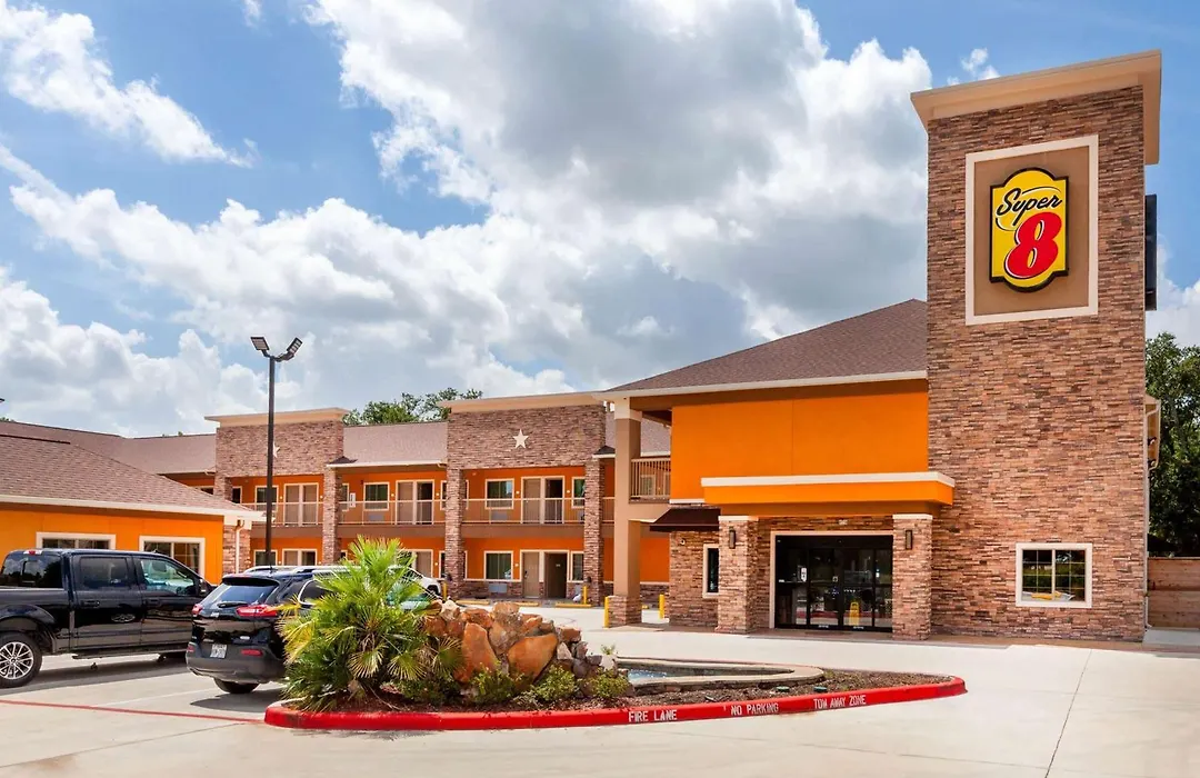 Super 8 By Wyndham Houston Northwest Cypress-1