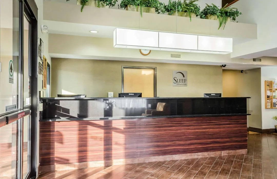 Sleep Inn & Suites Bensalem-1