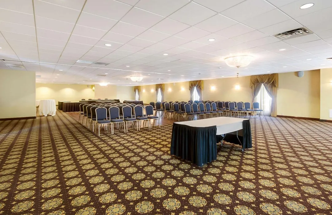 Exton Hotel And Conference Center-1