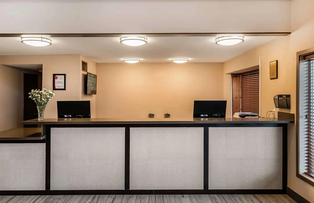 Clarion Inn Near Jblm-1