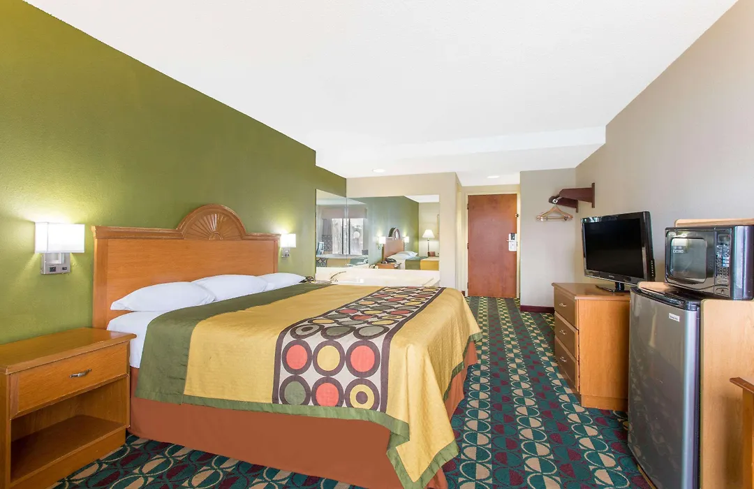 Super 8 By Wyndham Spartanburg/I-26 Exit 22-1
