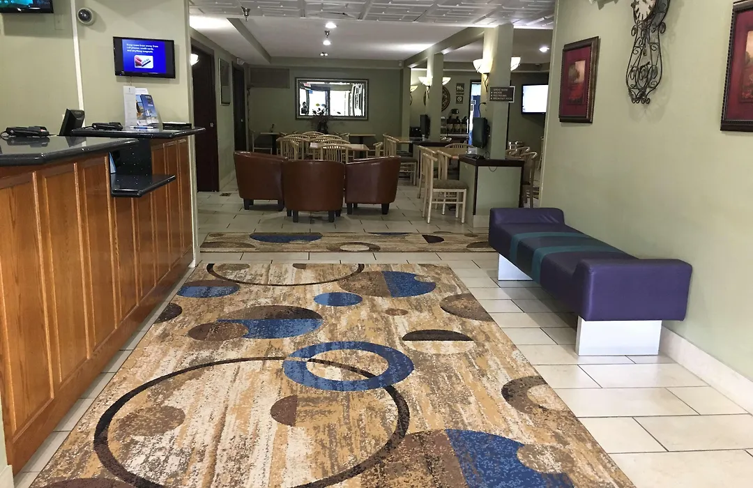 Comfort Inn & Suites Shakopee Downtown Area-1