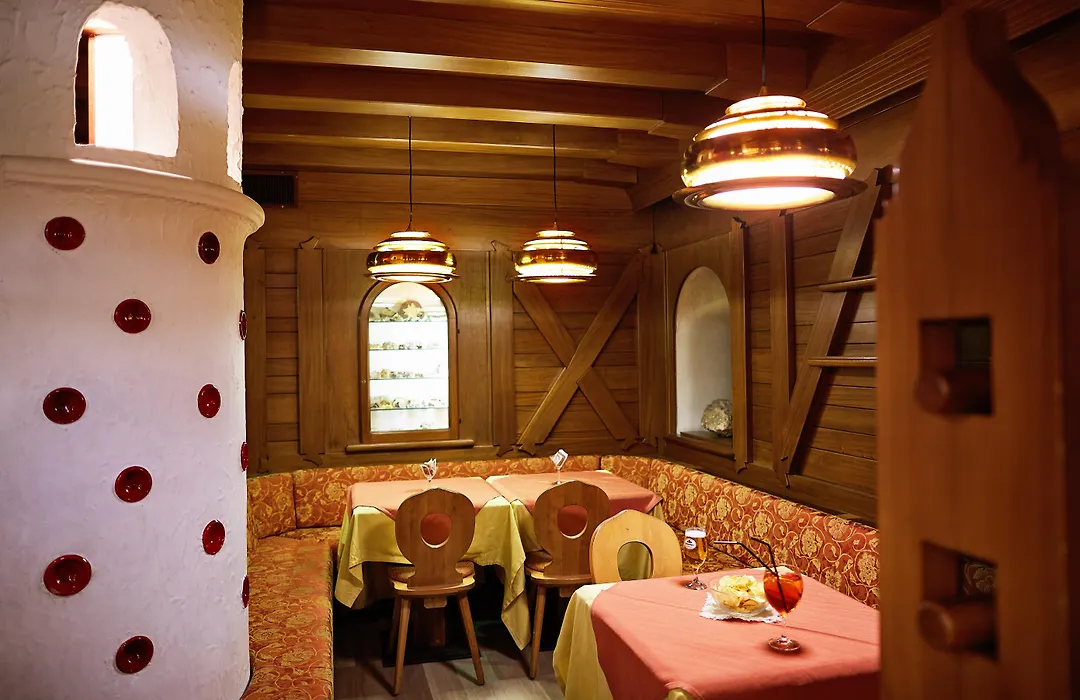 GH Hotel Monzoni-1