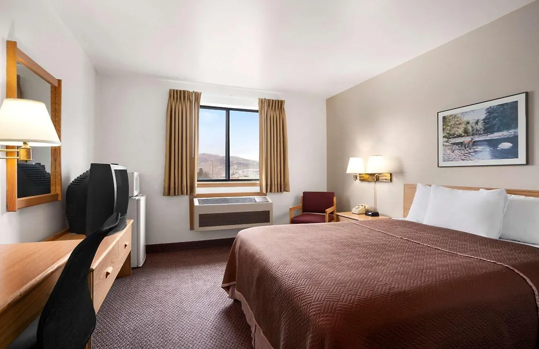 Travelodge By Wyndham Elko Nv-1