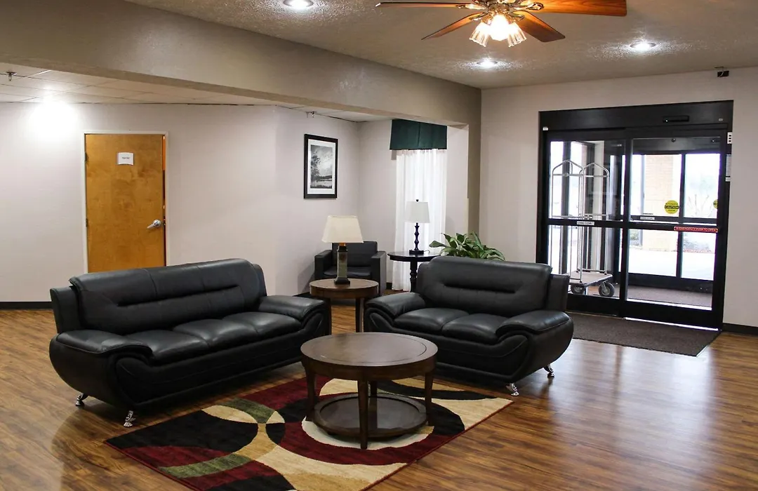 Quality Inn Clinton-Knoxville North-1