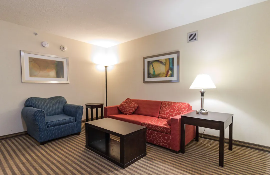 Rodeway Inn-1