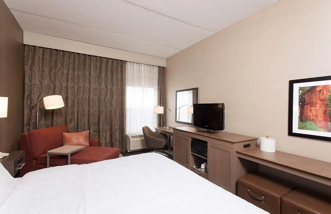 Hampton Inn Seymour-1