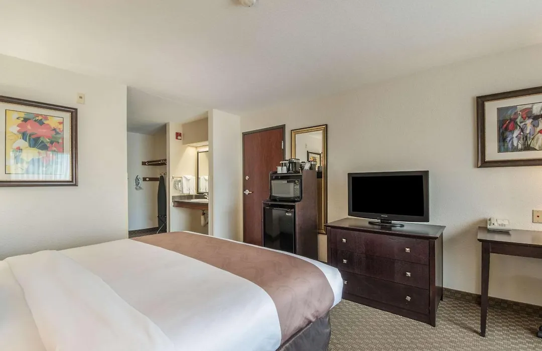 Quality Inn-1