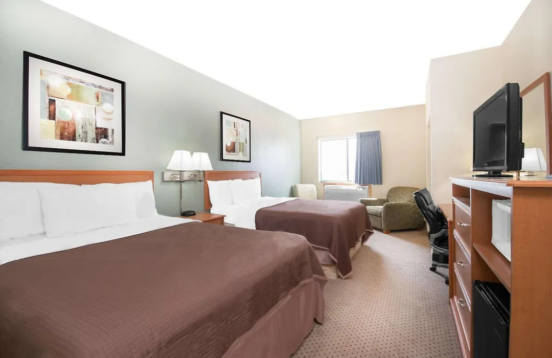 Baymont By Wyndham Spearfish-1
