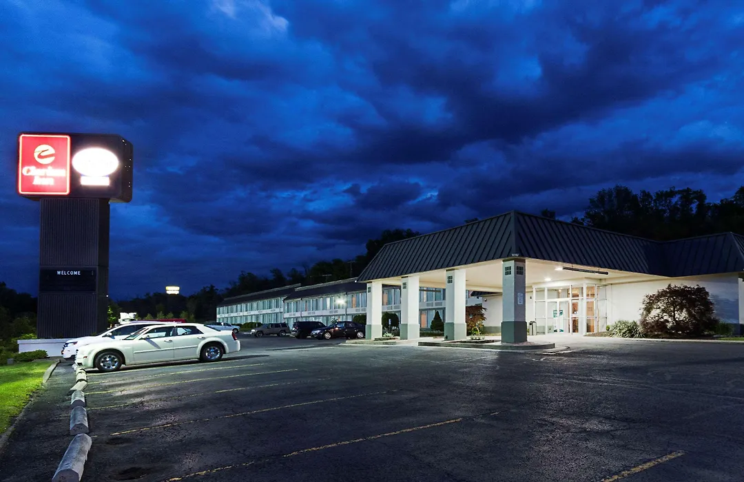 Clarion Inn Fairmont-1