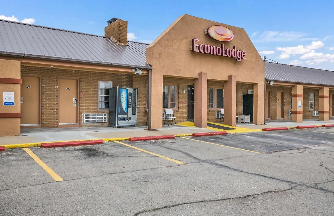 Econo Lodge Cameron-1