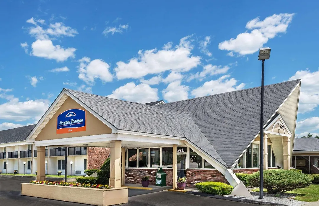 Howard Johnson By Wyndham Bangor-1