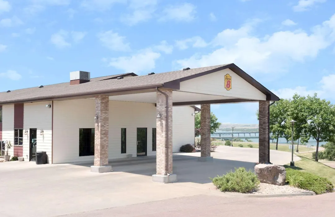 Super 8 By Wyndham Chamberlain Sd-1