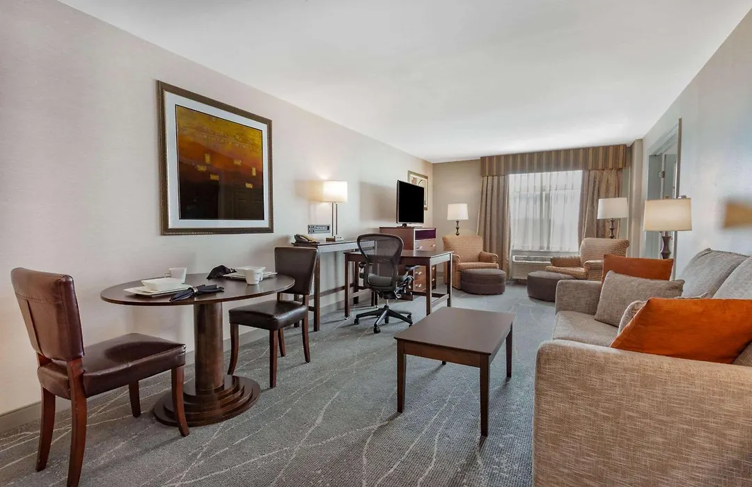 Wingate By Wyndham Tinley Park-1
