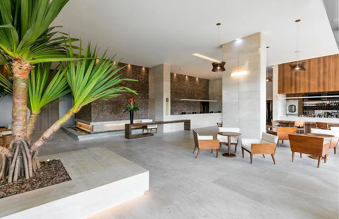 Square Design Hotel-1