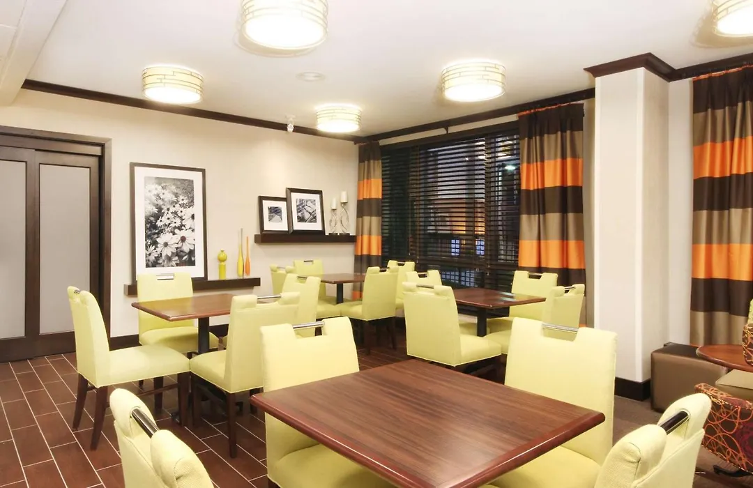 Hampton Inn Overland Park-1
