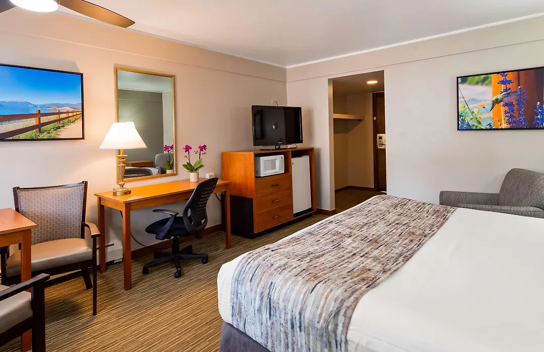 Best Western Ptarmigan Lodge-1