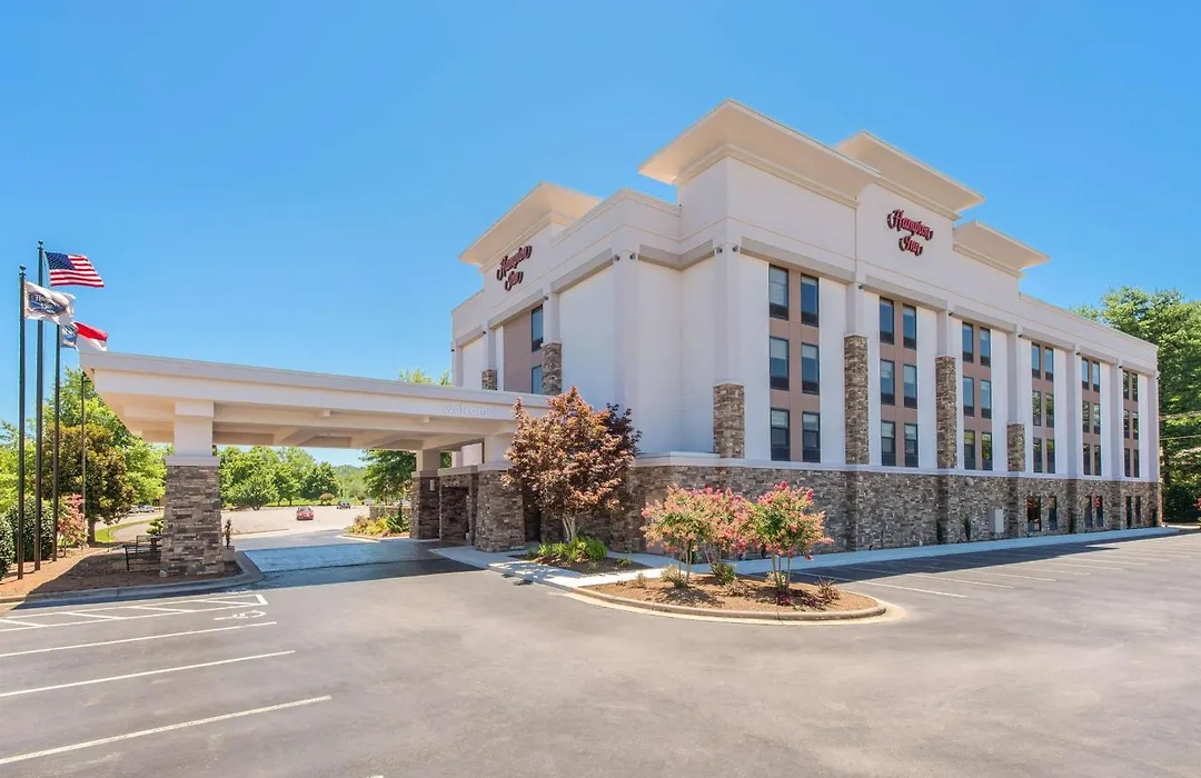 Hampton Inn Wilkesboro-1