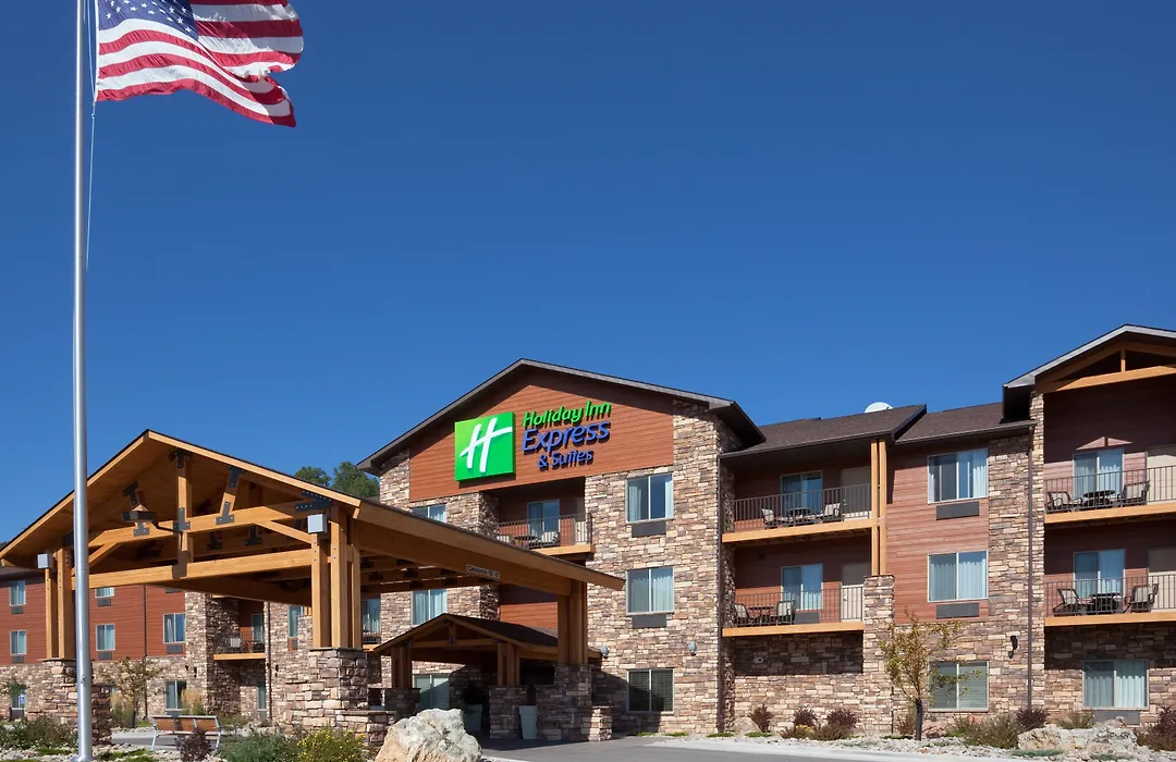 Holiday Inn Express & Suites Custer-Mt Rushmore-1