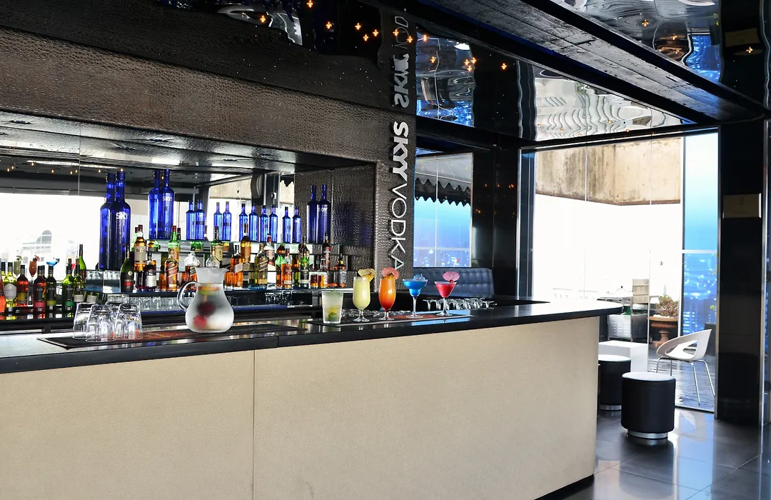 Reef Hotel-1