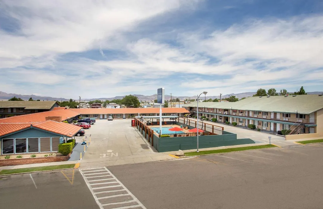 Travelodge By Wyndham Hawthorne-1