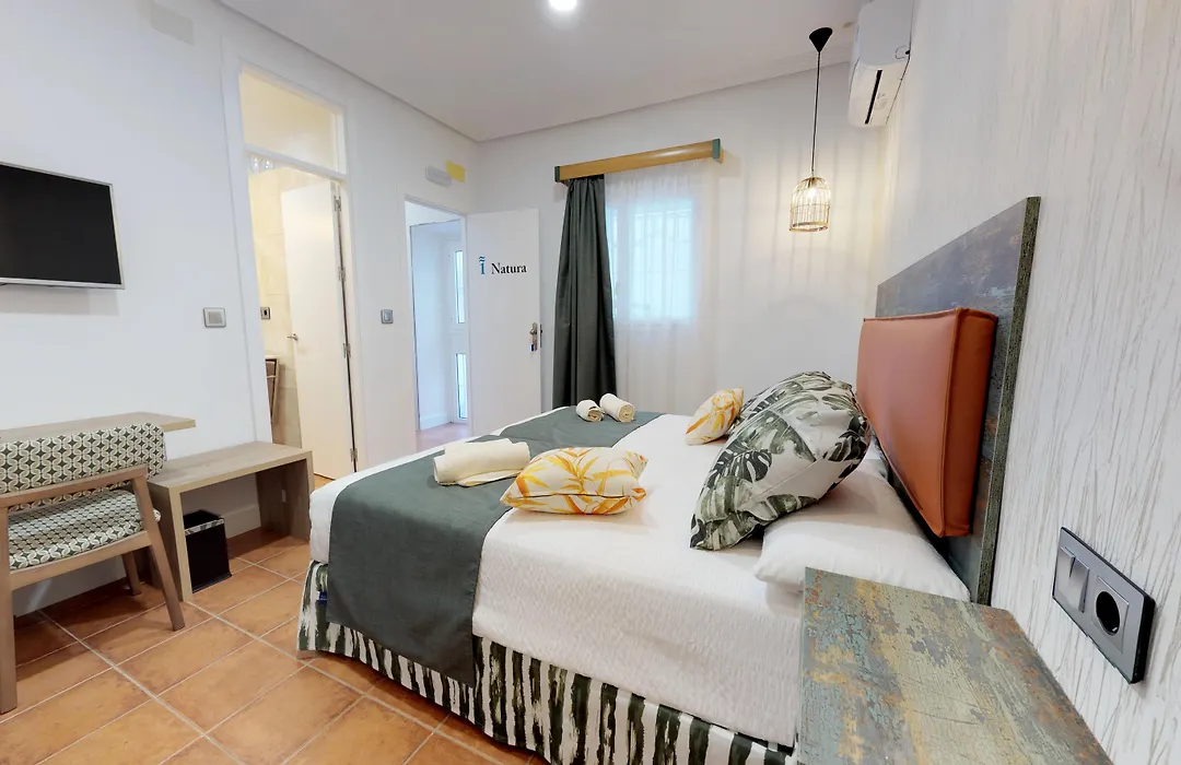 Hostal La Espanola-1