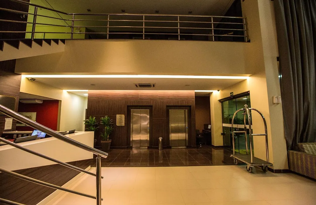 Golden Plaza Hotel By Easy Class-1
