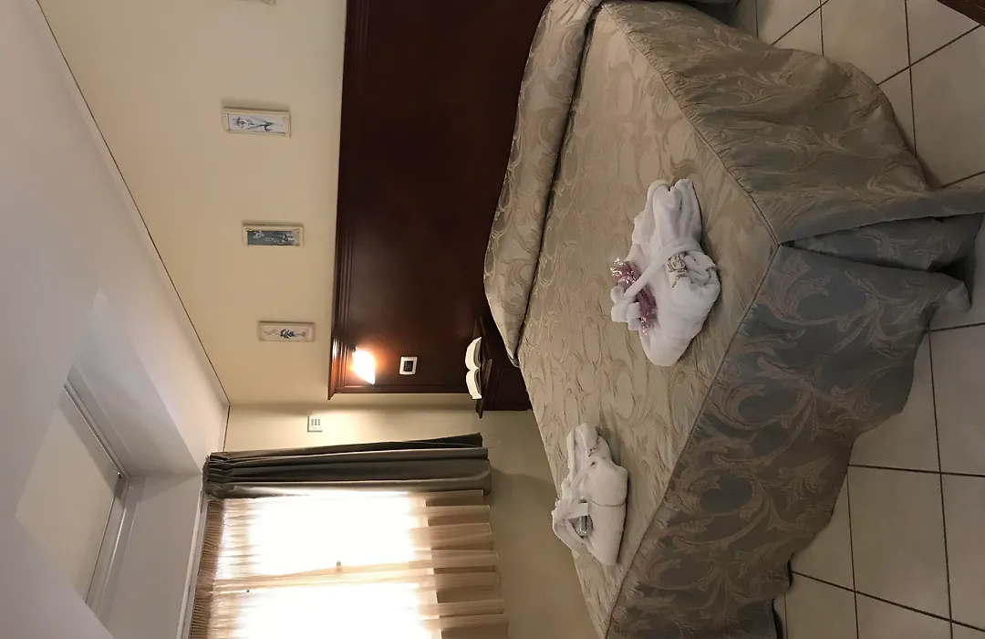 Hotel Villa Tiziana-1