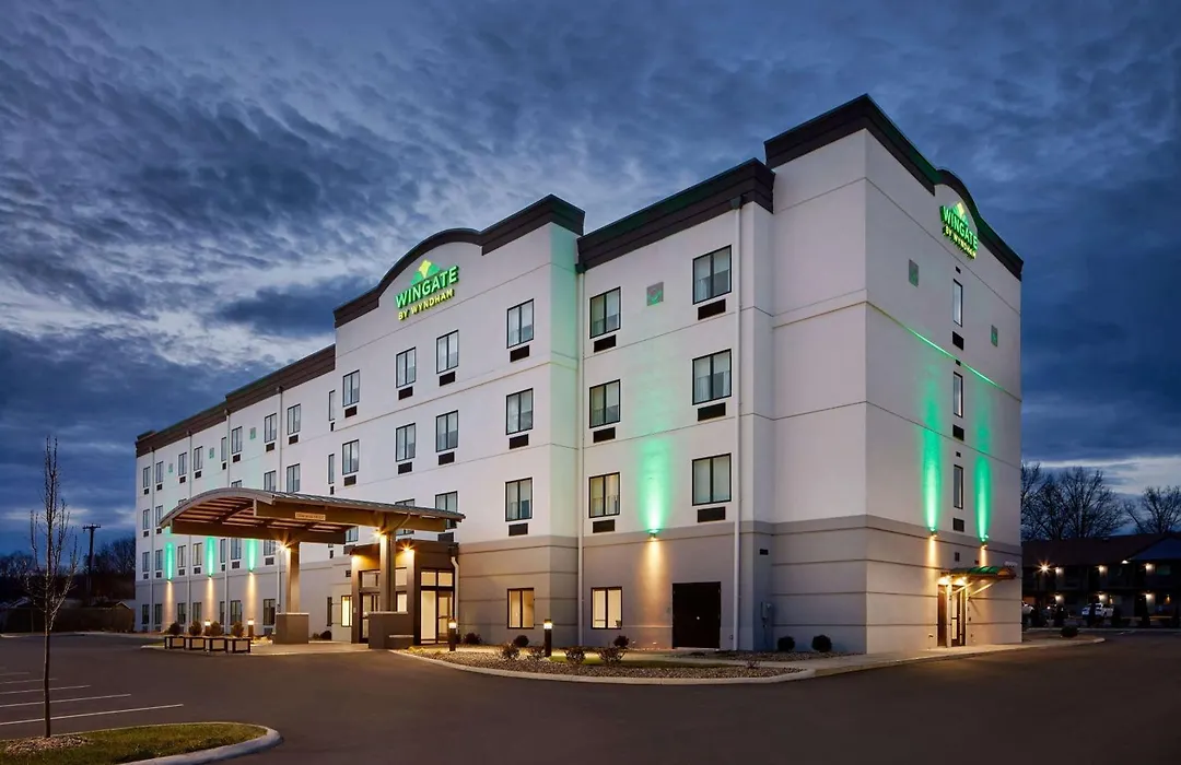 Wingate By Wyndham Hurricane Wv-1