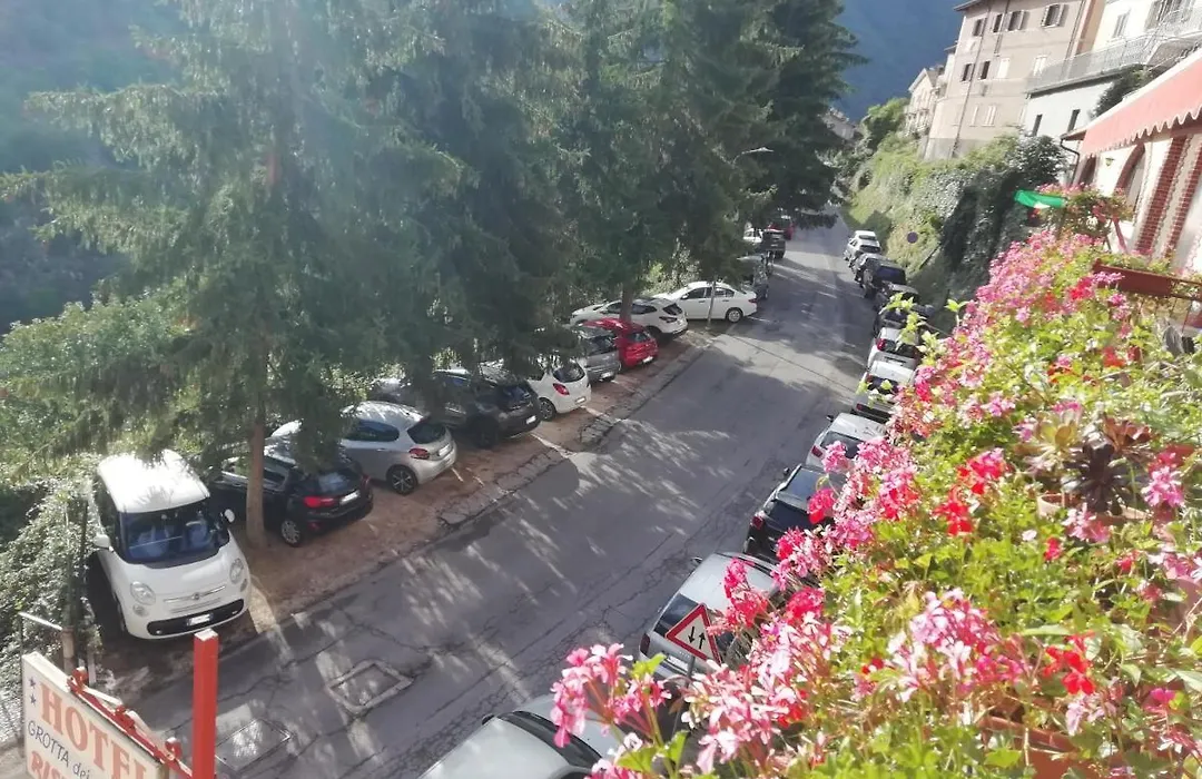 Grotta dei Colombi-1