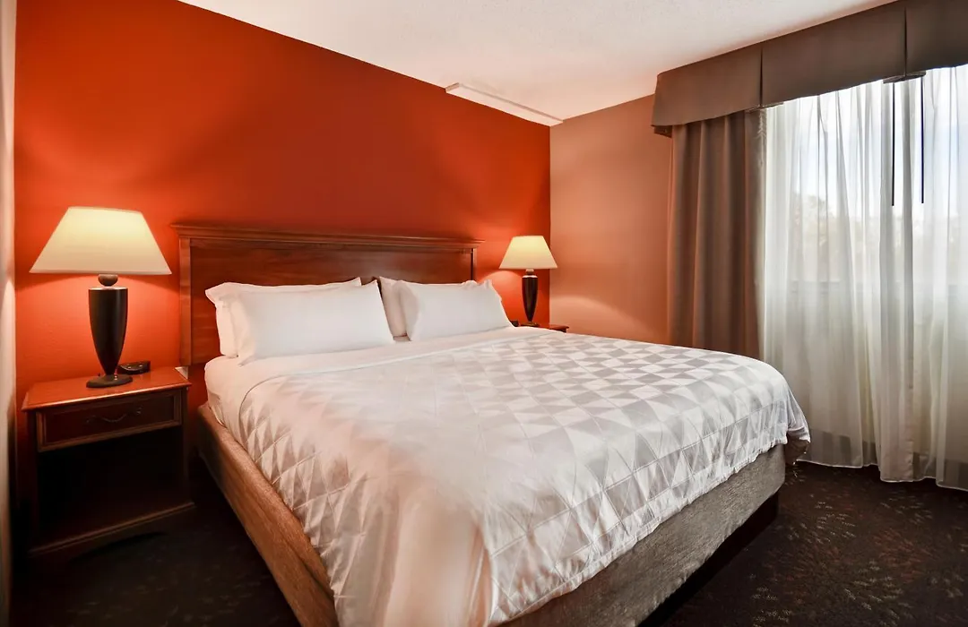 Holiday Inn Cincinnati-Riverfront By Ihg-1
