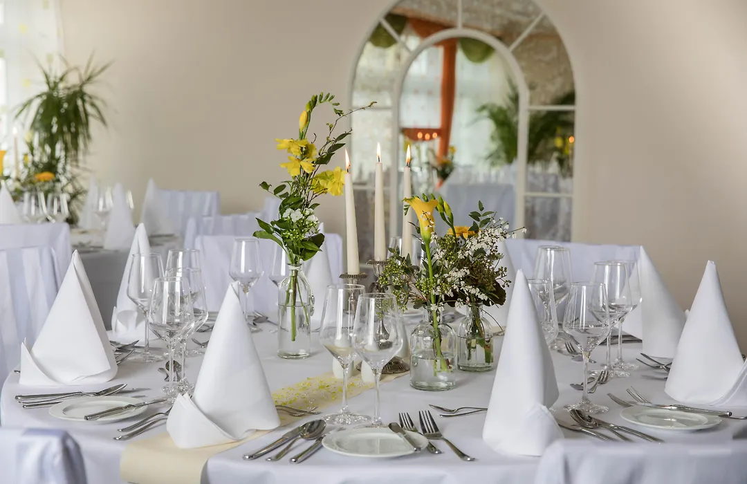 Hotel Linderhof-1