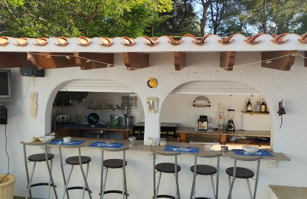 El Romarel Bed & Breakfast-1
