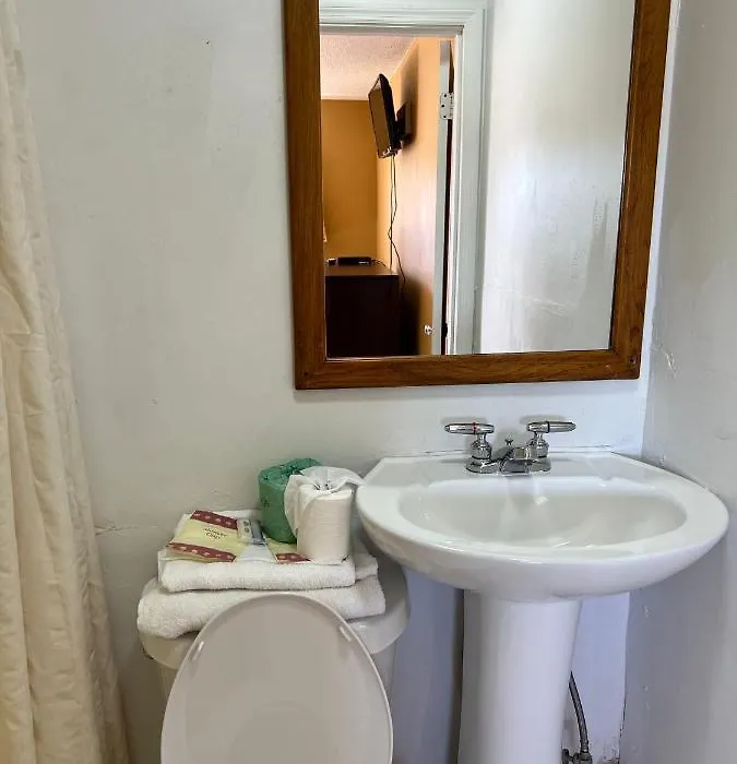 Budget Inn Decatur Priceville-1