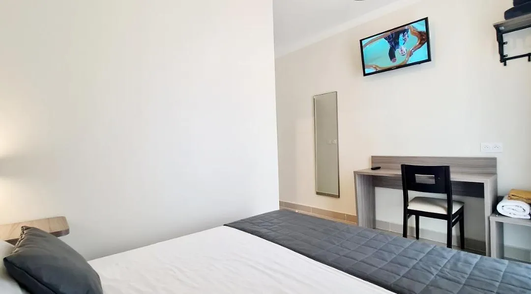 Esperance Hotel-1