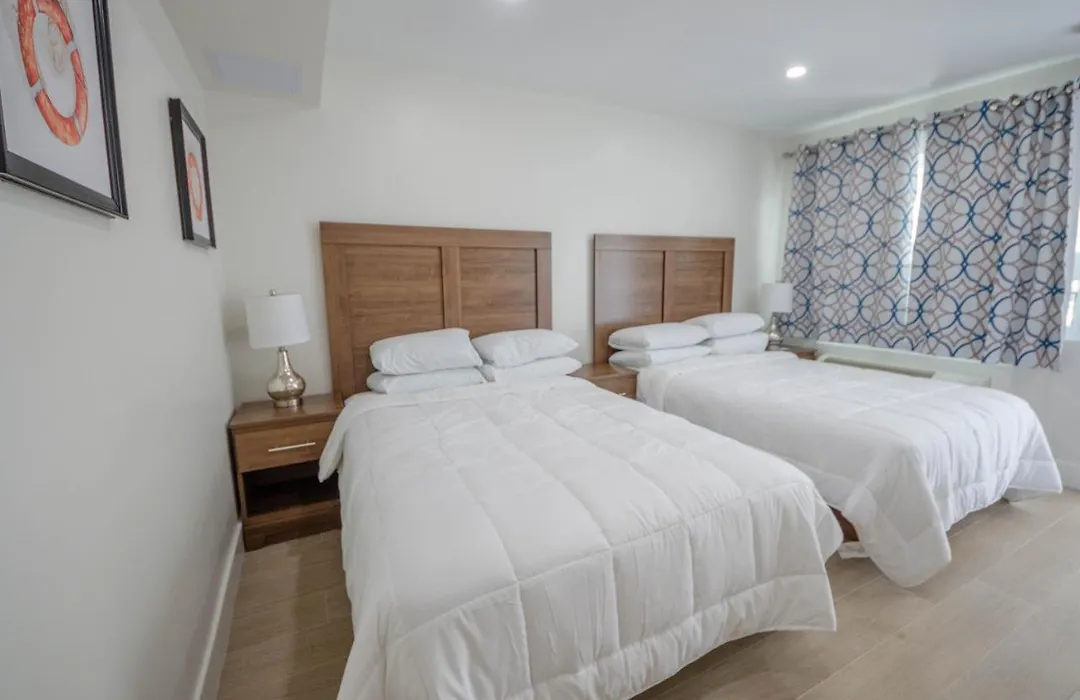 Seaport Inn-1
