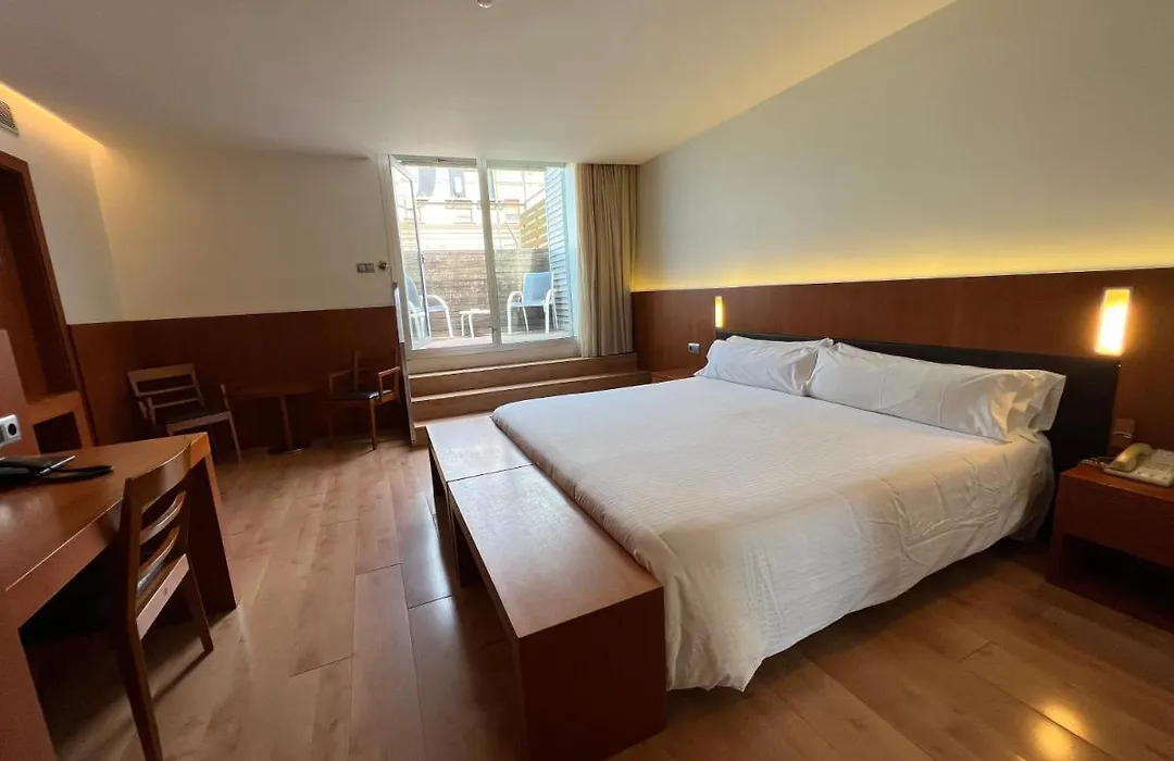 Hotel Lleo-1