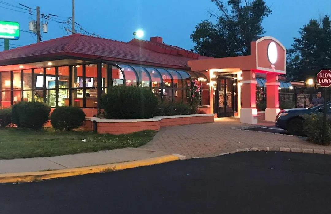 Days Inn By Wyndham Nanuet / Spring Valley-1