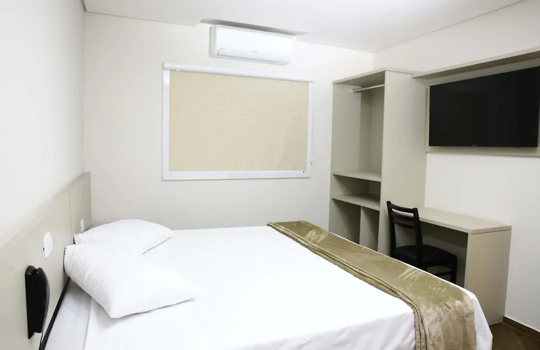 Hotel Pro Tork Confort-1