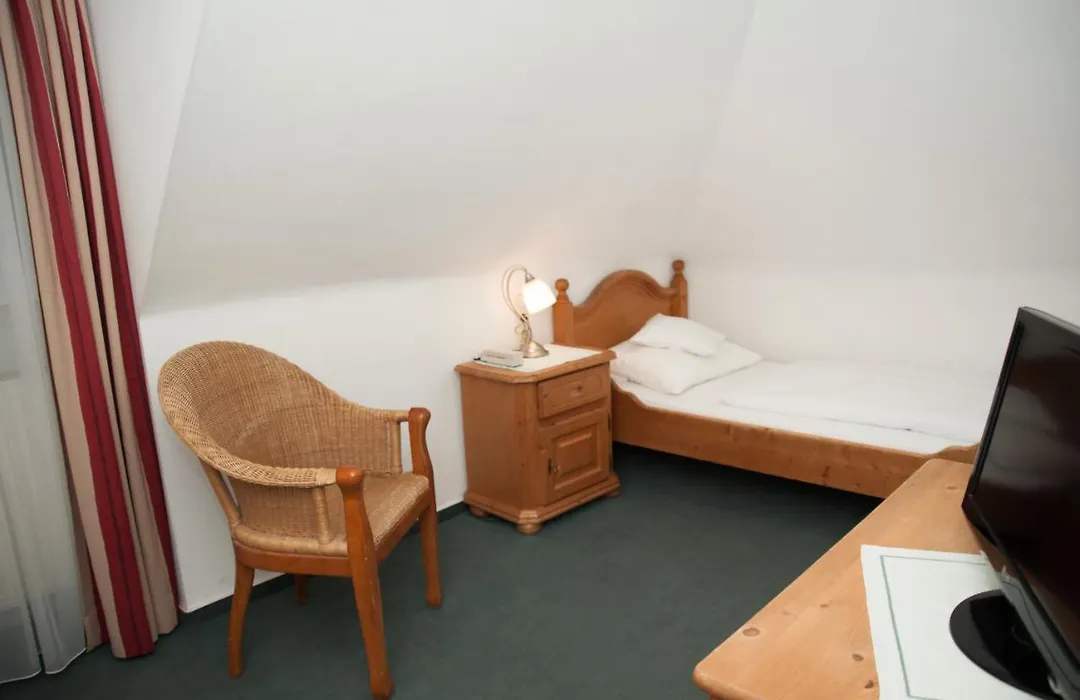 Hotel Am Römerwall-1